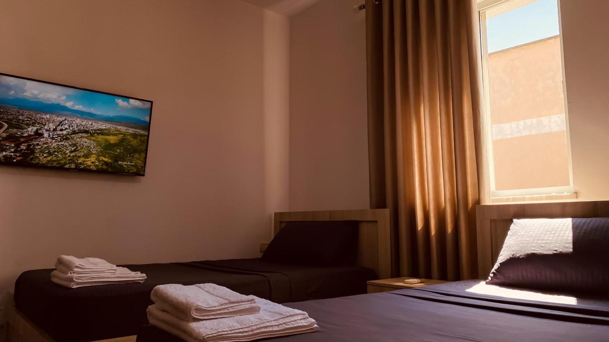 Northgate Apart-Villa Shkodër Esterno foto
